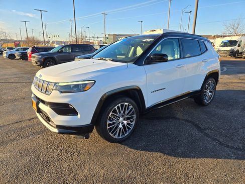 Used 2022 Jeep Compass Limited w/ Elite Group image 8