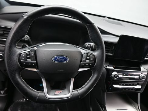 Used 2022 Ford Explorer ST w/ Equipment Group 401A AWD/4WD image 13
