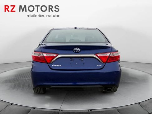 Used 2015 Toyota Camry XSE image 3