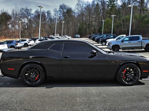 Used 2023 Dodge Challenger SRT Hellcat w/ Driver Convenience Group image 6