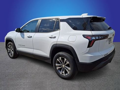 Used 2025 Chevrolet Equinox LT FWD image 4