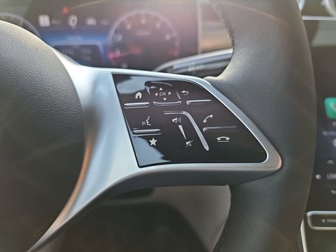 New 2026 Mercedes-Benz GLC 300 image 19