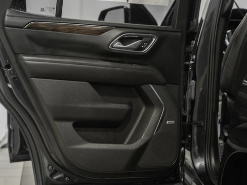 Used 2023 Chevrolet Tahoe LT w/ Luxury Package AWD/4WD image 40