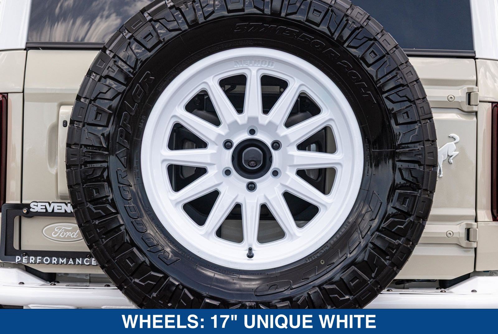 New 2026 Ford Bronco Heritage Edition AWD/4WD image 9
