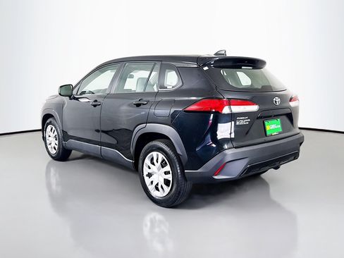 Used 2023 Toyota Corolla Cross L FWD image 7