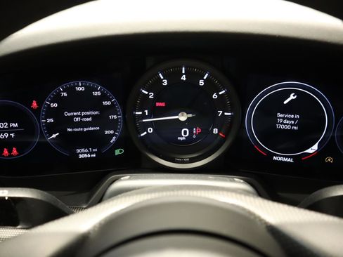Used 2024 Porsche 911 Carrera S RWD image 39