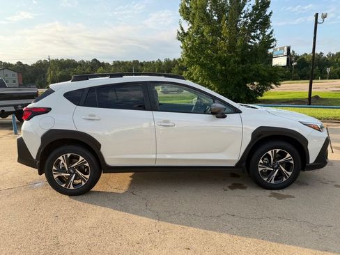 Used 2024 Subaru Crosstrek 2.0i Premium AWD/4WD image 7