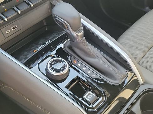 New 2026 Chevrolet Colorado ZR2 w/ Technology Package image 30