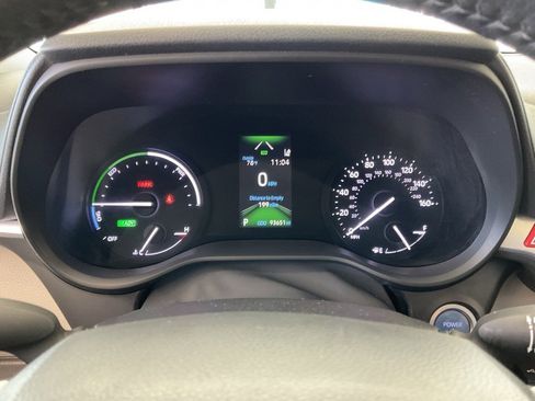 Used 2021 Toyota Sienna XLE image 14