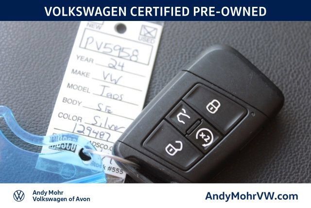 Used 2024 Volkswagen Taos SE FWD image 33