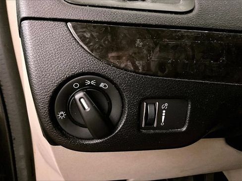 Used 2017 Dodge Grand Caravan SE w/ Power Window Group FWD image 32