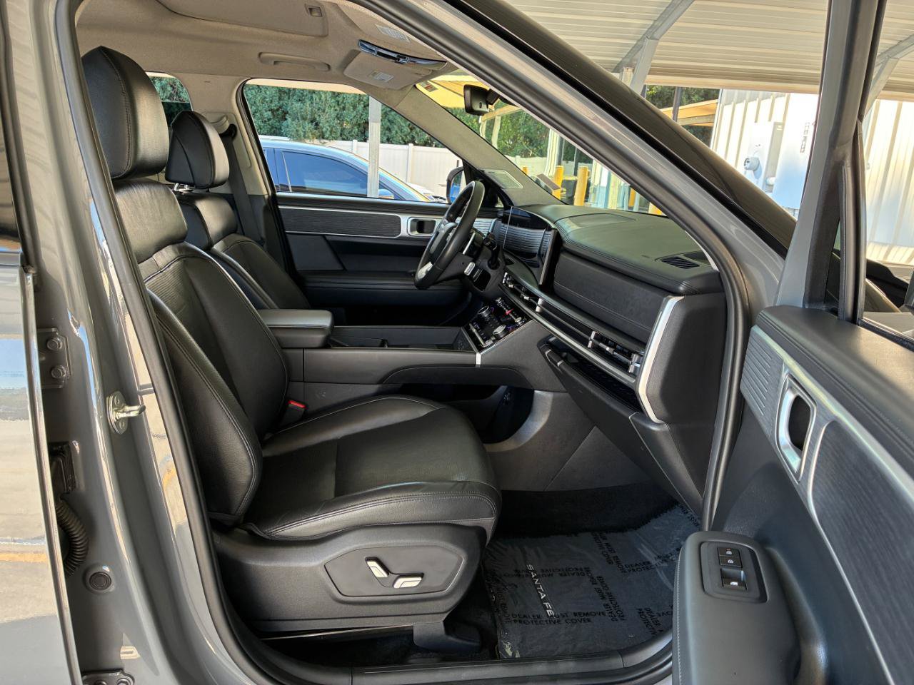 Used 2024 Hyundai Santa Fe Limited FWD image 16
