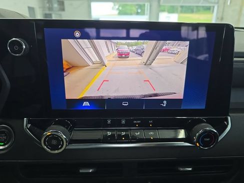Certified 2023 Chevrolet Colorado Trail Boss w/ Advanced Trailering Package AWD/4WD image 16