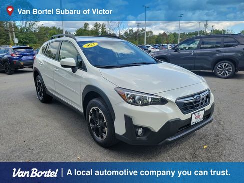 Used 2023 Subaru Crosstrek 2.0i Premium image 7
