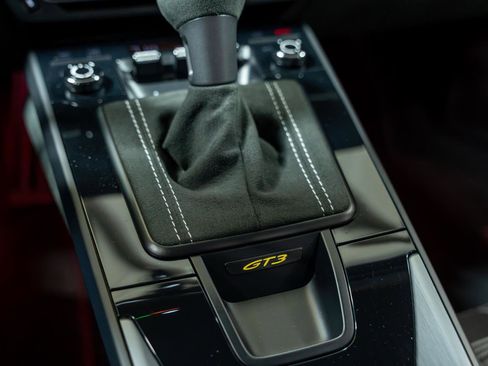 Used 2022 Porsche 911 GT3 image 96