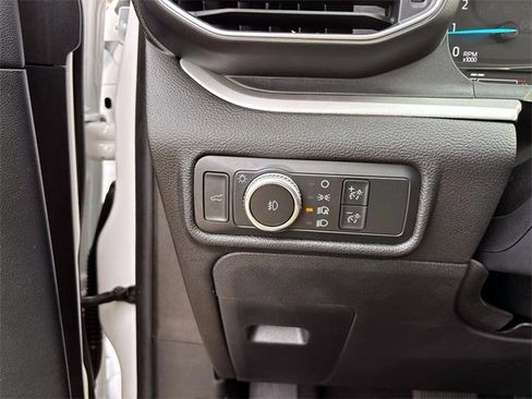 Used 2022 Ford Explorer XLT w/ Equipment Group 202A image 20