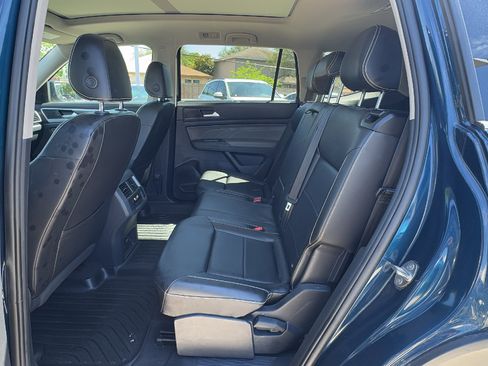 Used 2022 Volkswagen Atlas SE AWD/4WD image 15