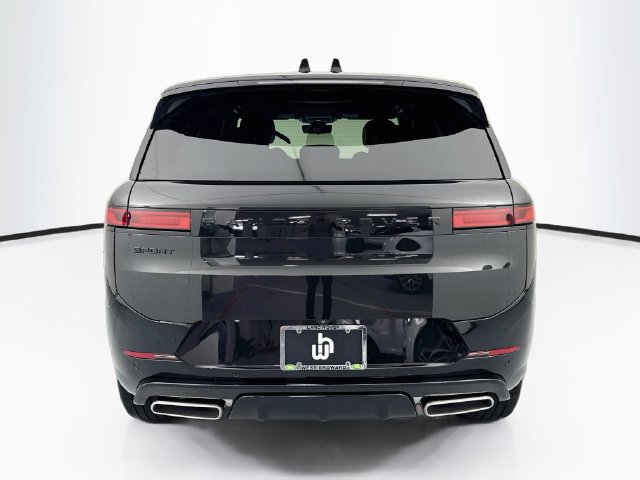 New 2027 Land Rover Range Rover Sport Dynamic SE AWD/4WD image 6