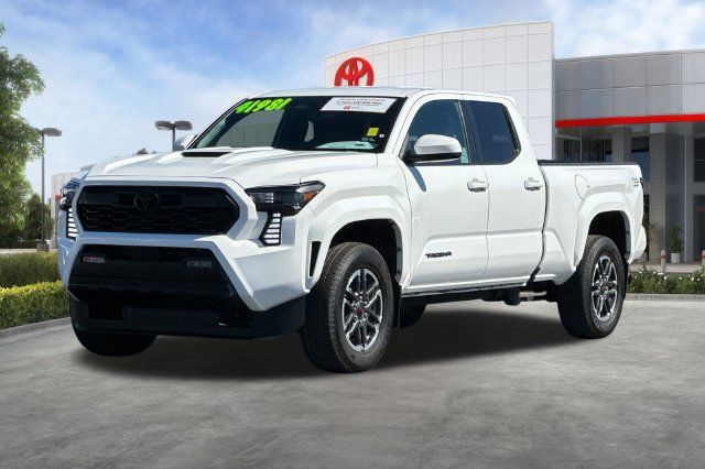 Certified 2024 Toyota Tacoma TRD Sport AWD/4WD image 10