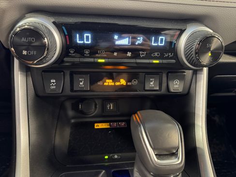 Used 2025 Toyota RAV4 XLE Premium w/ Weather Package FWD image 12