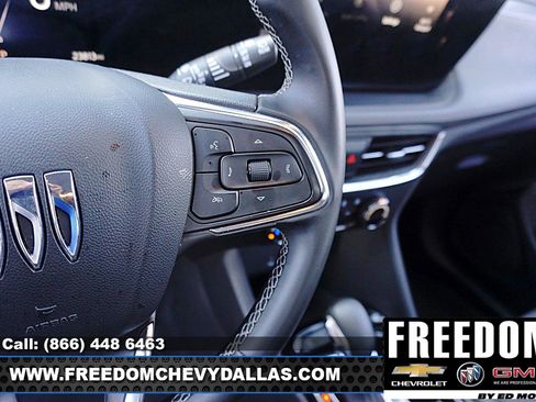 Certified 2025 Buick Encore GX Preferred FWD image 21