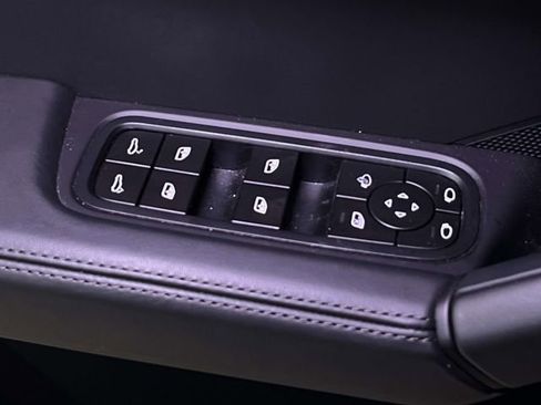 Certified 2026 Porsche Cayenne Turbo GT AWD/4WD image 38