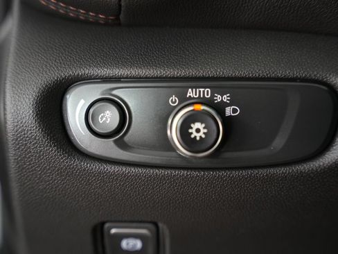 Used 2020 Chevrolet Blazer Premier w/ Driver Confidence II Package FWD image 52