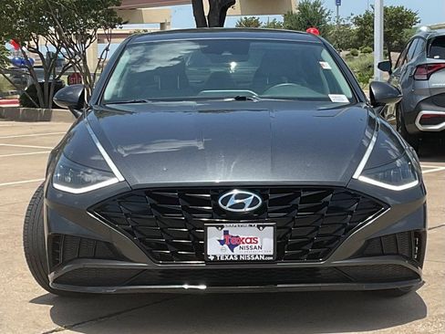 Used 2021 Hyundai Sonata SEL FWD image 2