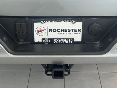 Certified 2025 Chevrolet Silverado 1500 High Country AWD/4WD image 49