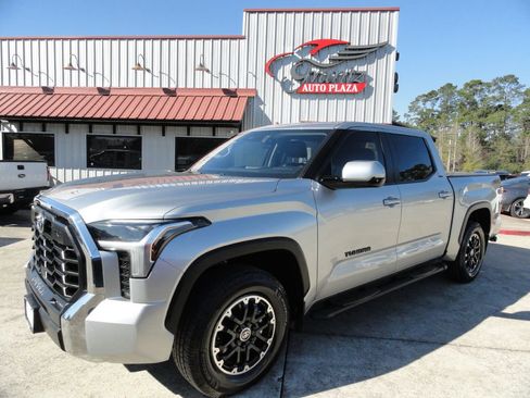 Used 2024 Toyota Tundra SR5 image 1