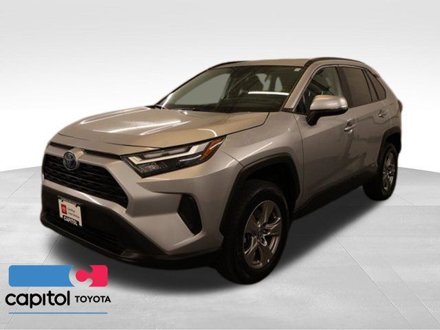 Certified 2024 Toyota RAV4 XLE AWD/4WD image 6