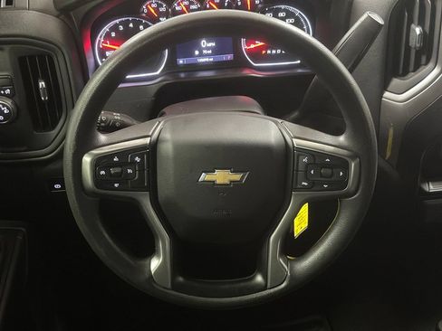 Used 2021 Chevrolet Silverado 1500 Custom w/ Safety Confidence Package RWD image 3
