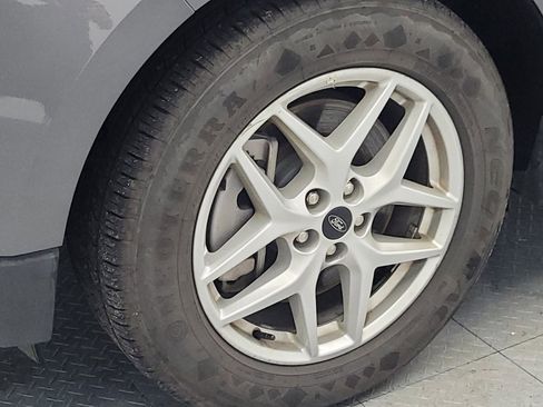 Used 2023 Ford Edge SEL image 31