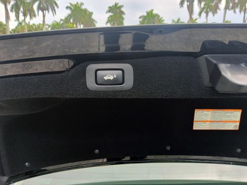 Used 2017 Lexus GS 350 w/ Preferred Accessory Package RWD image 57
