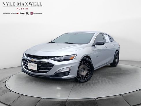 Used 2019 Chevrolet Malibu LS w/ LPO, Convenience Package 1 FWD image 1