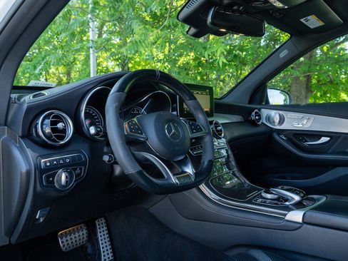 Used 2019 Mercedes-Benz GLC 63 AMG 4MATIC image 27
