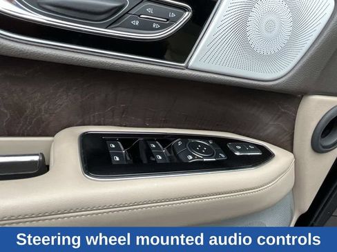 Used 2024 Lincoln Navigator Reserve AWD/4WD image 35