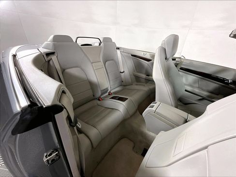 Used 2012 Mercedes-Benz E 550 Cabriolet image 19