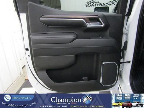 Used 2023 GMC Sierra 1500 SLT w/ SLT Premium Package AWD/4WD image 21