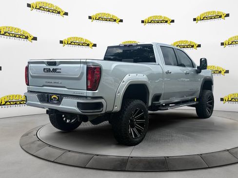 Used 2022 GMC Sierra 2500 Denali AWD/4WD image 5
