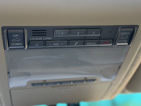 Used 2008 Lexus LX 570 4WD image 42