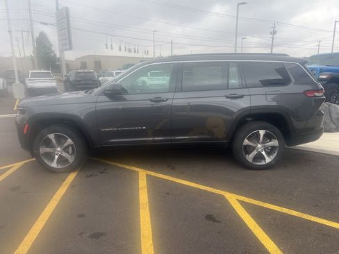 New 2026 Jeep Grand Cherokee L Limited AWD/4WD image 8