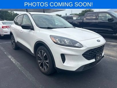 Used 2022 Ford Escape SE w/ SE Sport Appearance Package