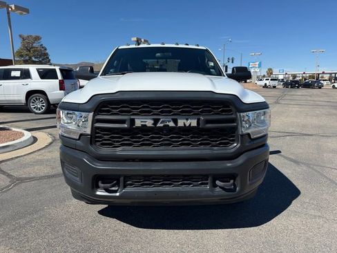 Used 2022 RAM 2500 Tradesman AWD/4WD image 2
