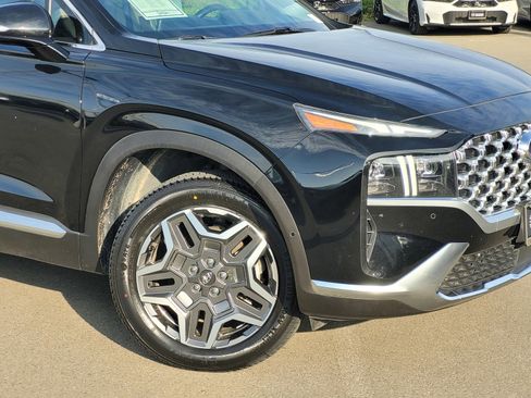 Used 2023 Hyundai Santa Fe Limited image 3