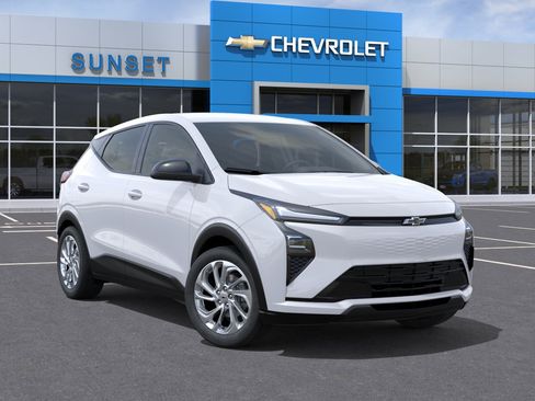 New 2027 Chevrolet Bolt LT w/ Comfort Package FWD image 7