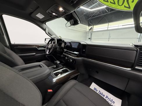 Used 2022 GMC Sierra 1500 Elevation image 18
