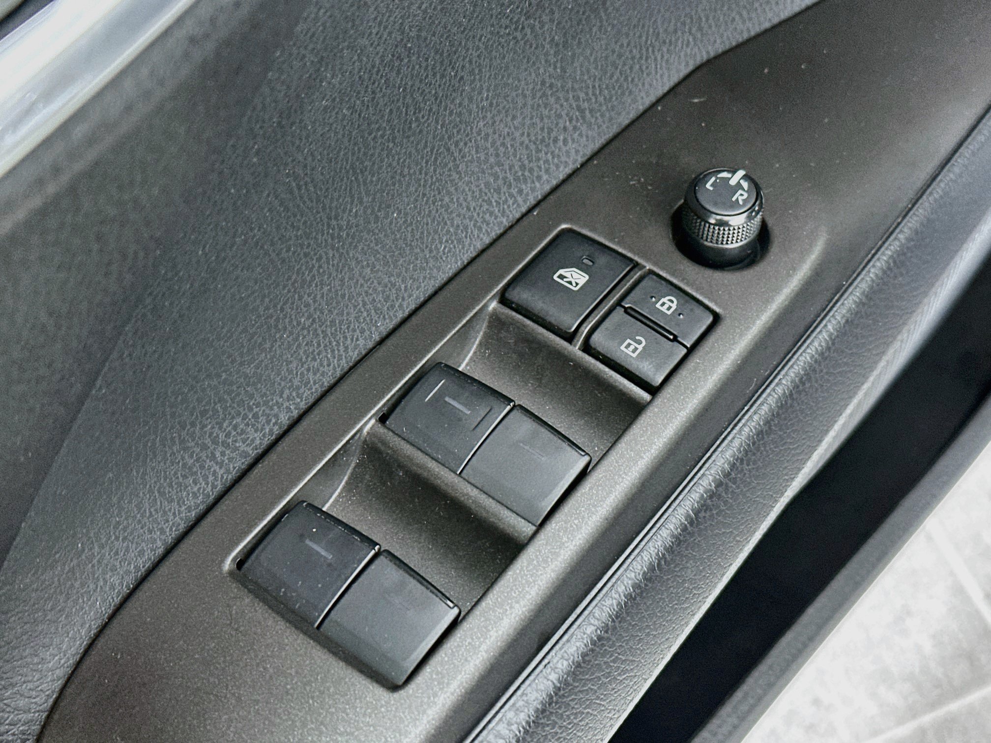 Certified 2023 Toyota Camry LE AWD/4WD image 17