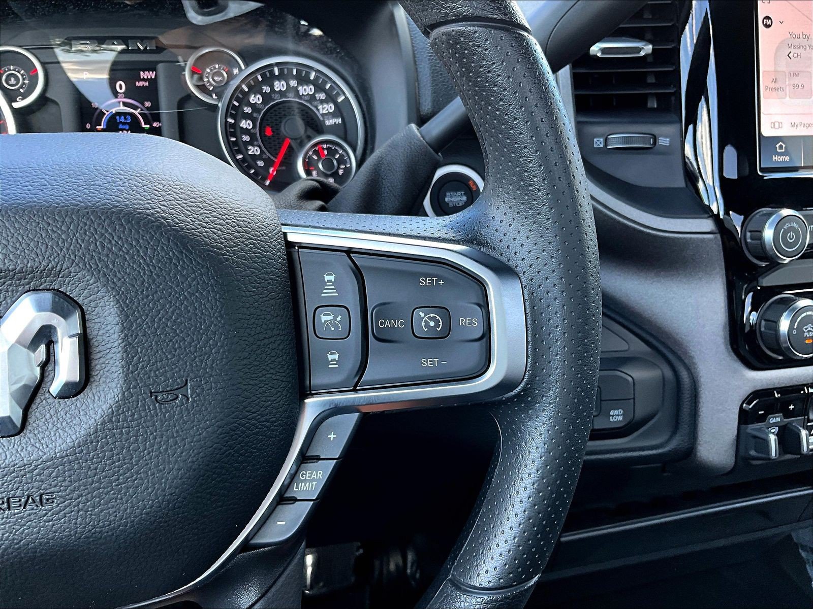 Used 2026 RAM 2500 Tradesman w/ Chrome Appearance Group AWD/4WD image 14