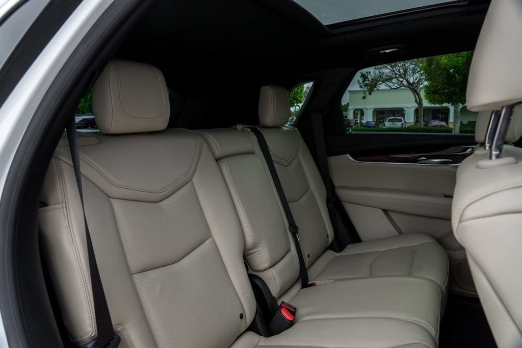 Used 2018 Cadillac XT5 Premium Luxury AWD/4WD image 28